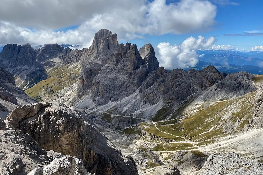 Blick in den Rosengarten mit Vajolettürmen und Rosengartenspitze